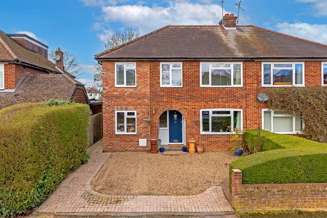 5-bed house on 9, Pondfield Crescent, St. Albans, £1,275,000