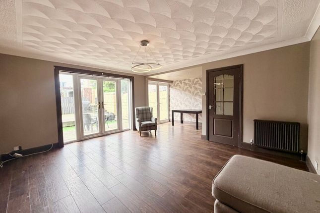 71, Achray Road, Cumbernauld photo 3
