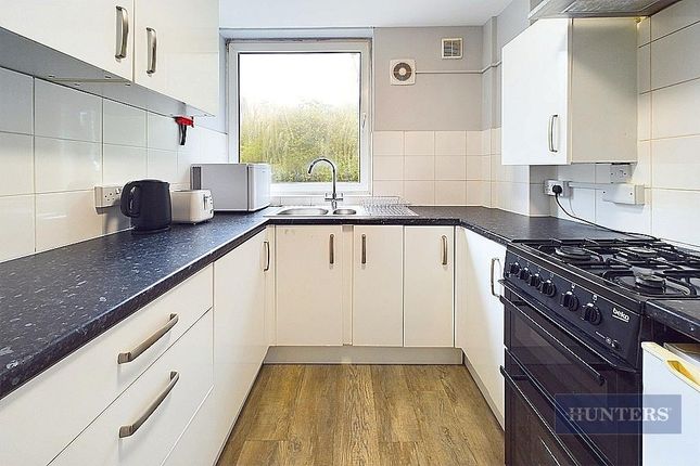 14, Sparkford Close, Winchester photo 2