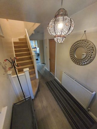 5, Queens Road, Uxbridge photo 5