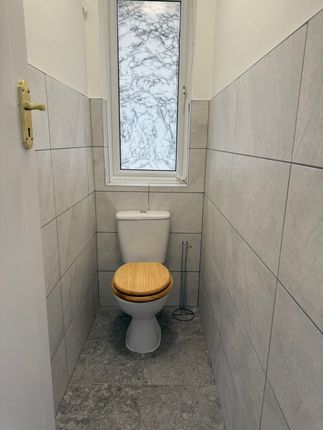 815 Harrow Road, Wembley photo 4