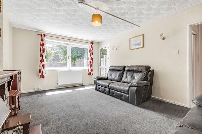 2, Woodall Close, Poplar photo 3