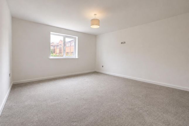 Flat 3 Furze Court, 120, Wickham Road, Fareham photo 4