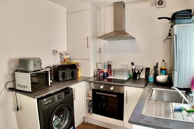 67 Greenfield Street, Bargoed photo 3