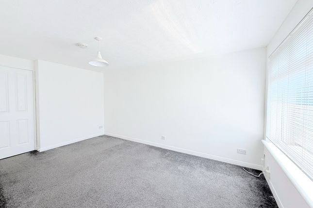 11, Rosebank Place, Falkirk photo 4