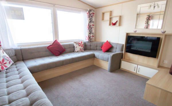 2 Carnaby Accord Lounge
