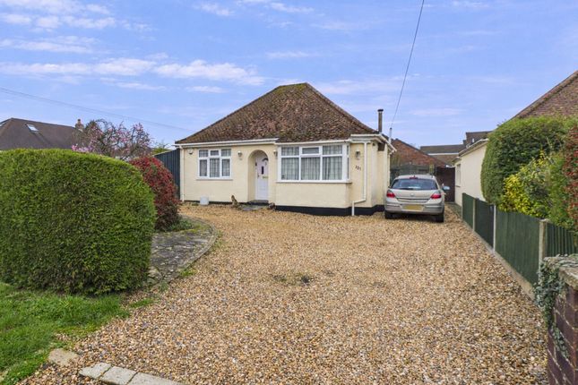 2-bed house on 101, Tile Kiln Lane, Leverstock Green, £600,000
