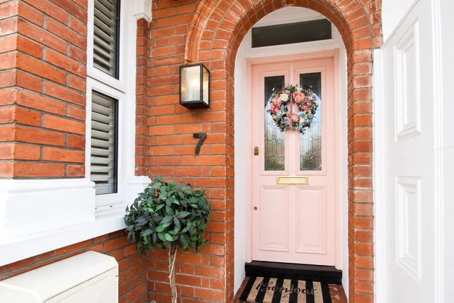 7, Cambridge Road,, Carshalton photo 4
