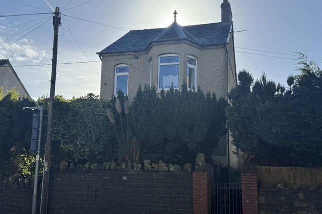 3-bed detached on Cwmamman Road, Ammanford, £220,000