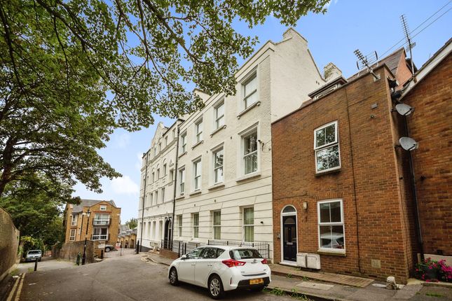 Flat for sale in Pleasant Row, Gillingham