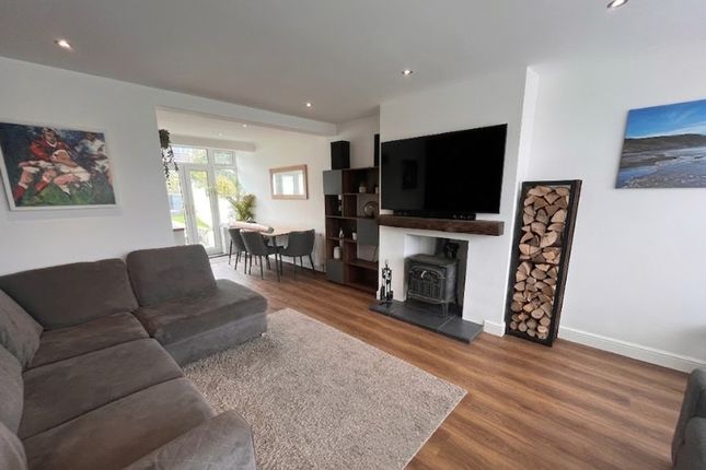 11 St Aiden Drive, Swansea photo 2