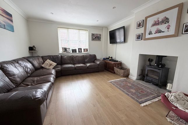 16, Richmond Road, Chichester photo 3