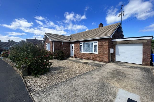 Thumbnail Bungalow to rent in South Moor Drive, Heacham, King's Lynn