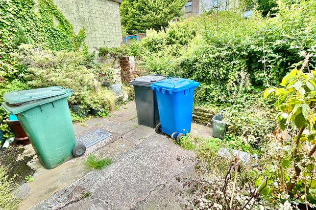 9, Warkworth Terrace, Bacup photo 4
