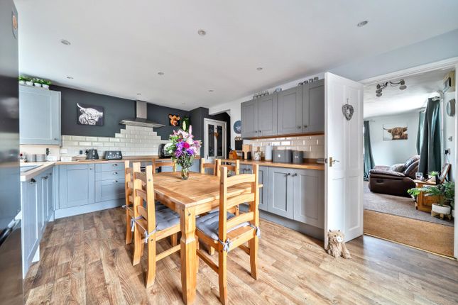 22, Mundays Mead, Somerset photo 4