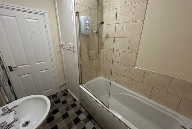 Flat 7, 71/72, Sandylands Promenade, Morecambe  photo 5