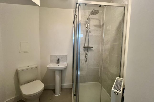 11, Acacia Terrace, Leeds photo 4