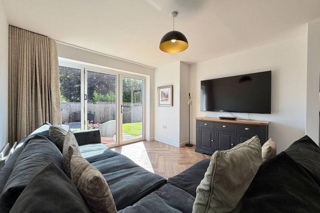 19, Maggies Crescent, Larbert photo 4