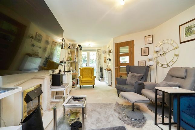 Apartment 22, Jowett Court, Highfield Road, Bradford photo 2