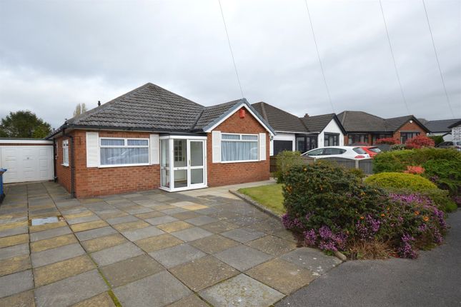 Detached bungalow to rent in Meadow Close, High Lane, Stockport SK6