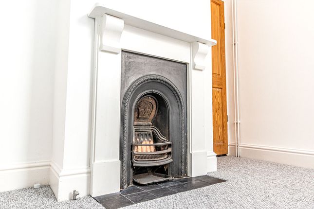 41 Londesborough Road, Southsea photo 4