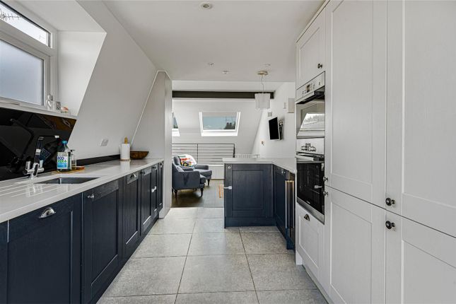 Petley Road, London photo 4