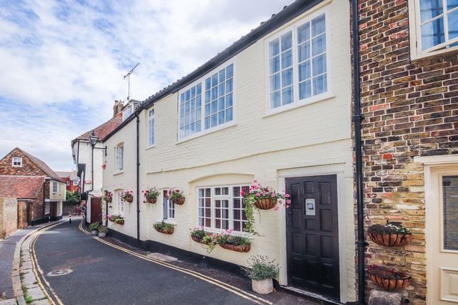 Thumbnail Property for sale in St. Peters Street, Sandwich