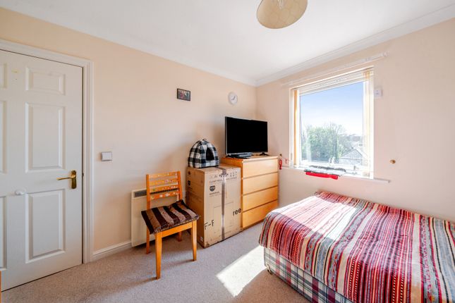 Flat 29, Cathedral Court,, London Road, Gloucestershire photo 3