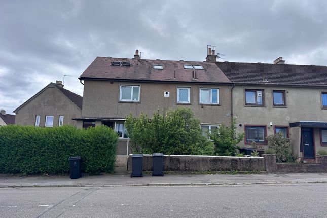 4-bed flat on 19 Craigievar Place, Aberdeen, £90,000