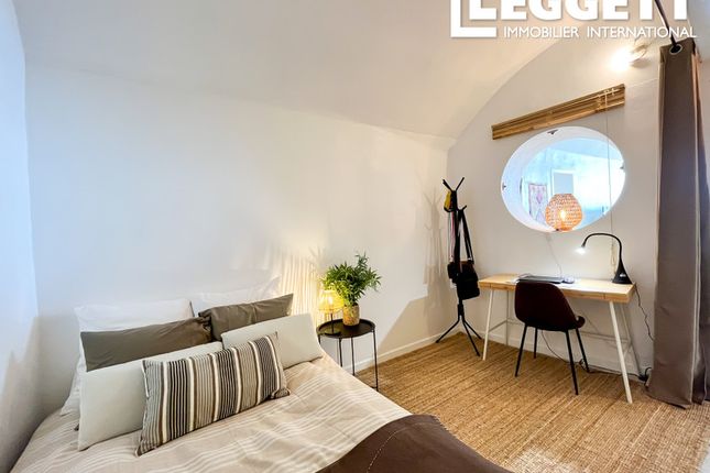 Apartment for sale in Menton, Alpes-Maritimes, Provence-Alpes-Côte D'azur