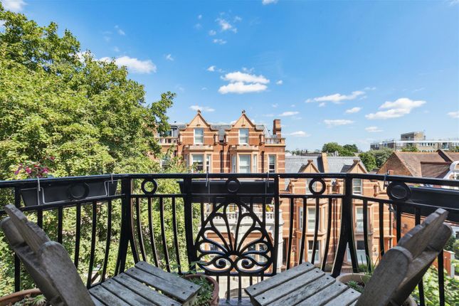 Flat 39, Prebend Mansions, London photo 3