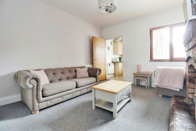 Terraced house for sale in Victoria Street, Leicester