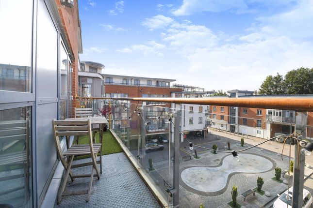 Thumbnail Flat for sale in Victoria Court, New Street, Chelmsford, Essex