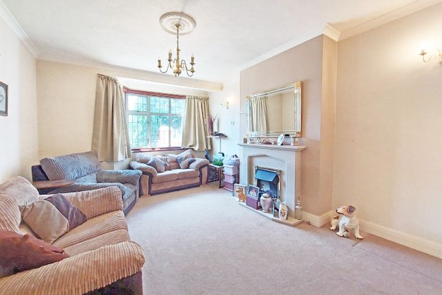 78 The Avenue, Pinner, Middlesex photo 3