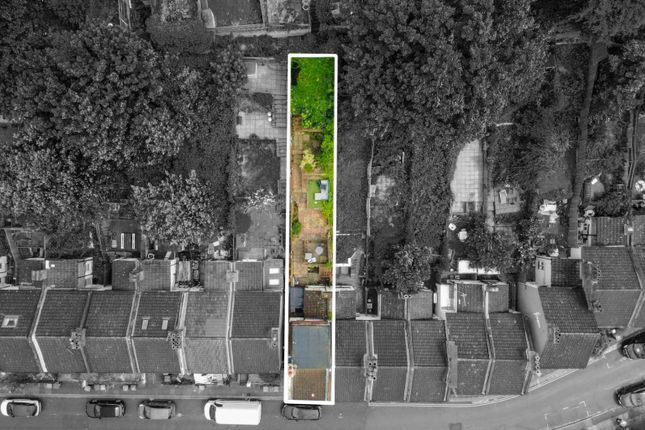 29 Mount Pleasant Road, Dartford, Kent photo 2