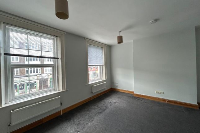 Flat 3, 75a, High Street, Kent photo 3