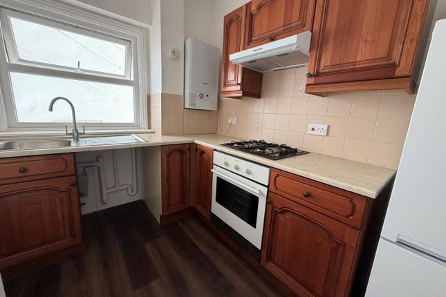 Flat 2, Hythe photo 4