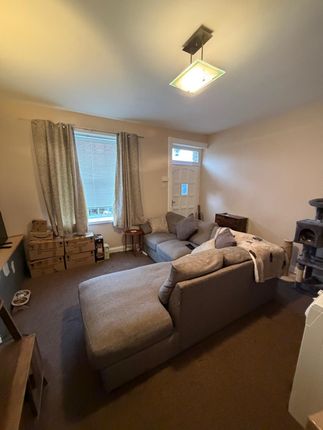 29, Fleece Street, Bradford photo 4