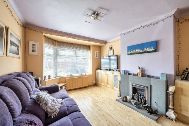 69, Elmes Drive, Southampton photo 2