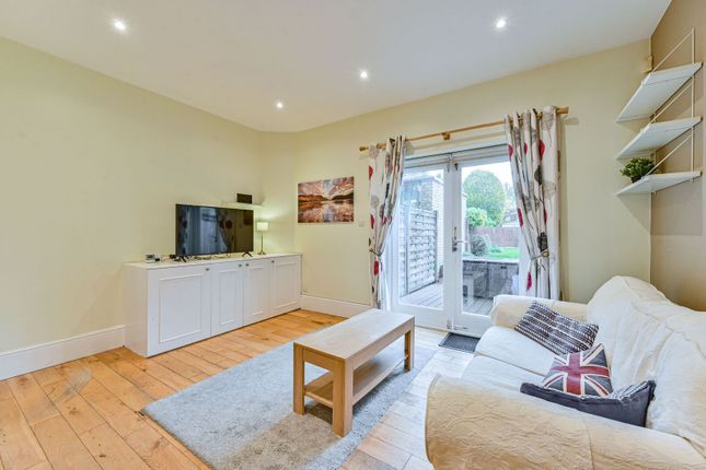 The Chase, SW4, Clapham Common North Side photo 2