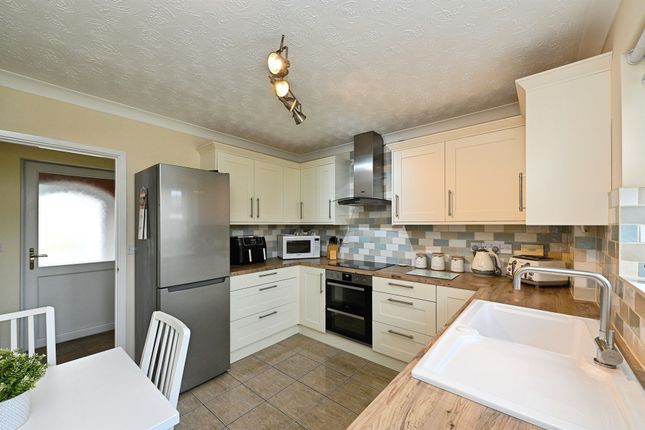 16, Munday Way, Wisbech photo 4
