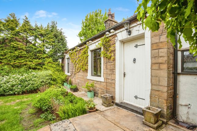Thumbnail Cottage for sale in Knowles Hill Road, Dewsbury