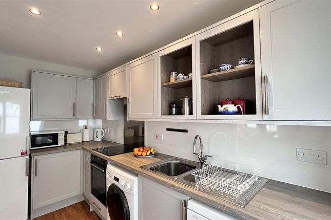 Flat for sale in Puffin Way, Broad Haven, Haverfordwest