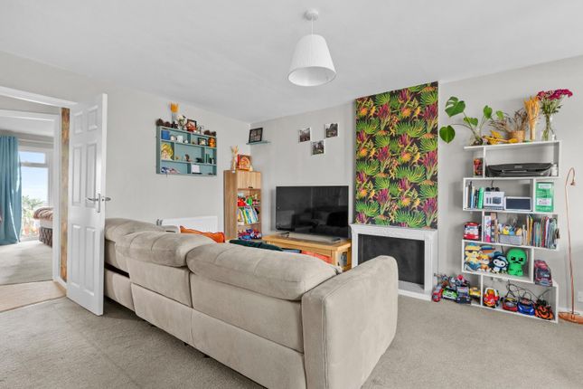 Flat 8, Sycamore Place, Hill Avenue, Amersham photo 4