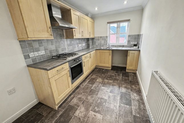 35 Fairby Close, Tiverton photo 2