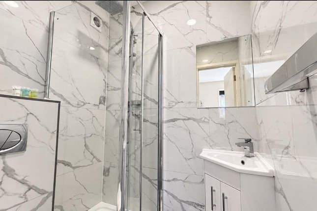 5-7, Sutherland Avenue, London photo 4