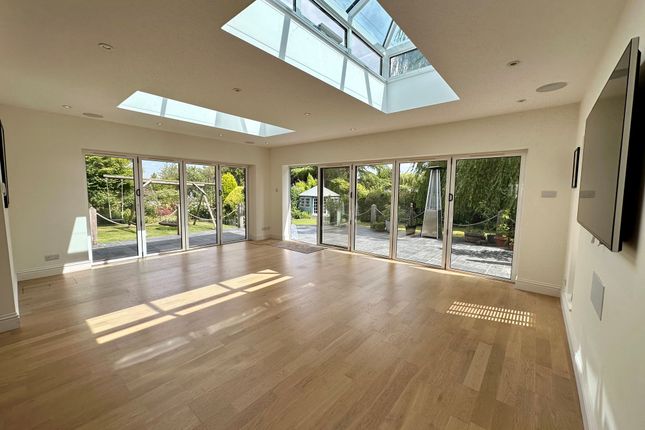Farm Lane House Farm Lane, Ashtead photo 4