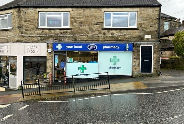Retail premises to let in The Grove, Shipley