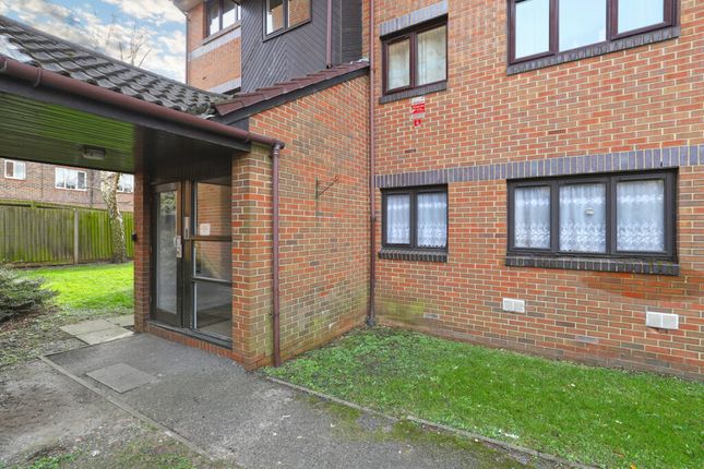 Flat for sale in Capstan Close, Chadwell Heath, Essex