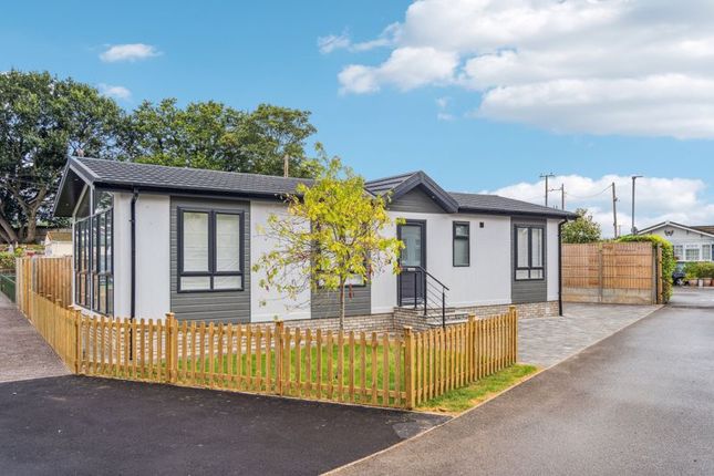 2-bed house on 9 Elmtrees Park, Winchbottom Lane, Little Marlow, £350,000